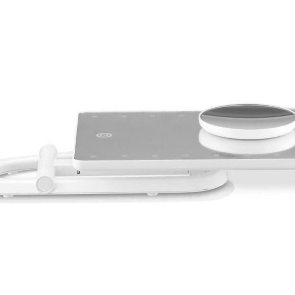 Conair LED Hollywood Lighted Social Media Vanity Cosmetic Makeup Mirror in White - Picture 3 of 14